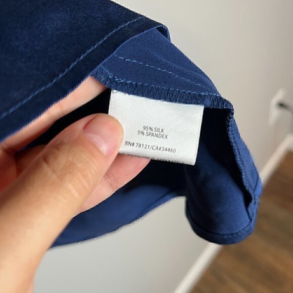 Eileen Fisher blue silk blend tank top - Picture 4 of 5